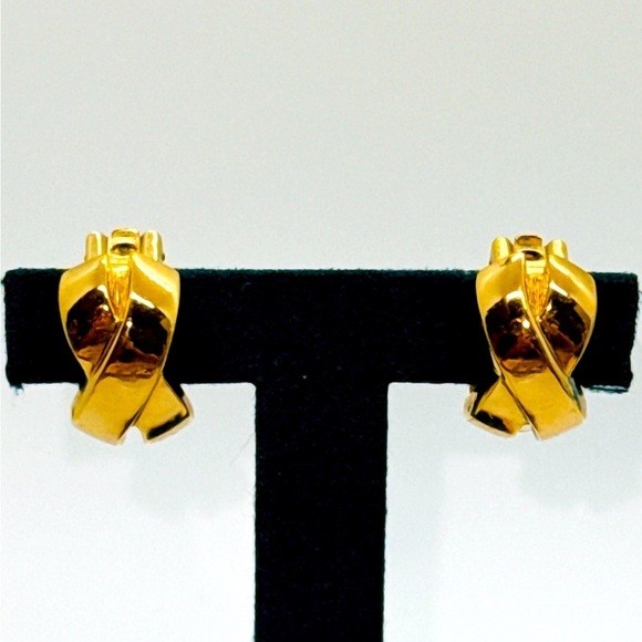 Vintage Christian Dior clip back earrings. Signed.​​ - Picture 1 of 6